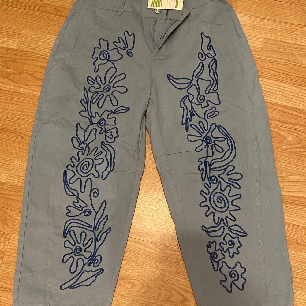 New Gray jeans with embroidered Blue Floral Design XL